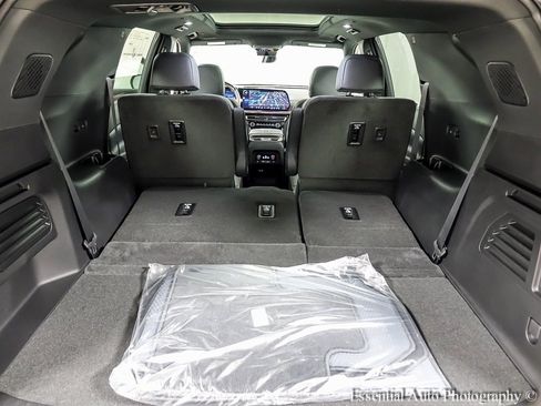 New 2026 Chevrolet Traverse RS w/ LPO, Floor Liner Package image 21