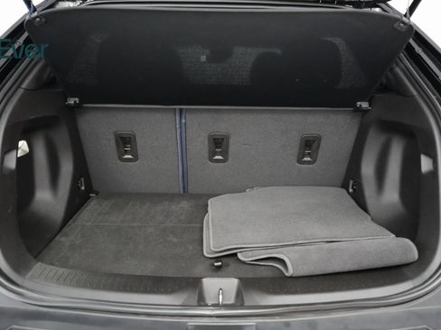 Used 2022 Chevrolet Bolt EUV Premier w/ Sun & Sound Package image 23