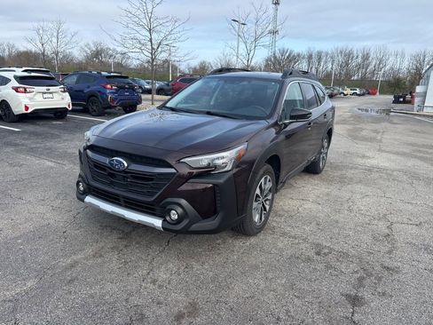Used 2024 Subaru Outback Limited image 3