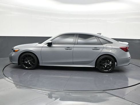 Used 2025 Honda Civic Sport image 2