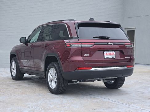 New 2026 Jeep Grand Cherokee Laredo RWD image 3