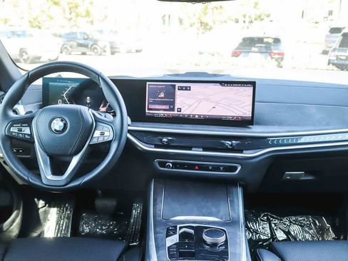 Used 2026 BMW X5 sDrive40i RWD image 12