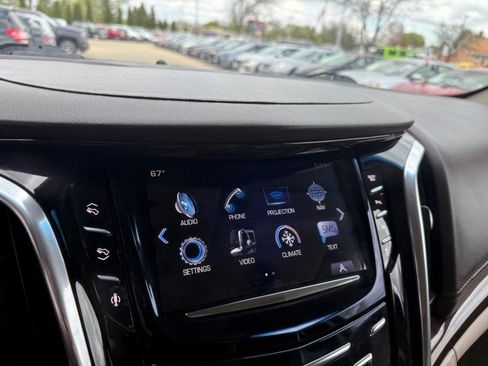 Used 2016 Cadillac Escalade ESV Premium AWD/4WD image 30