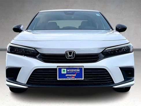 Used 2023 Honda Civic Sport image 2