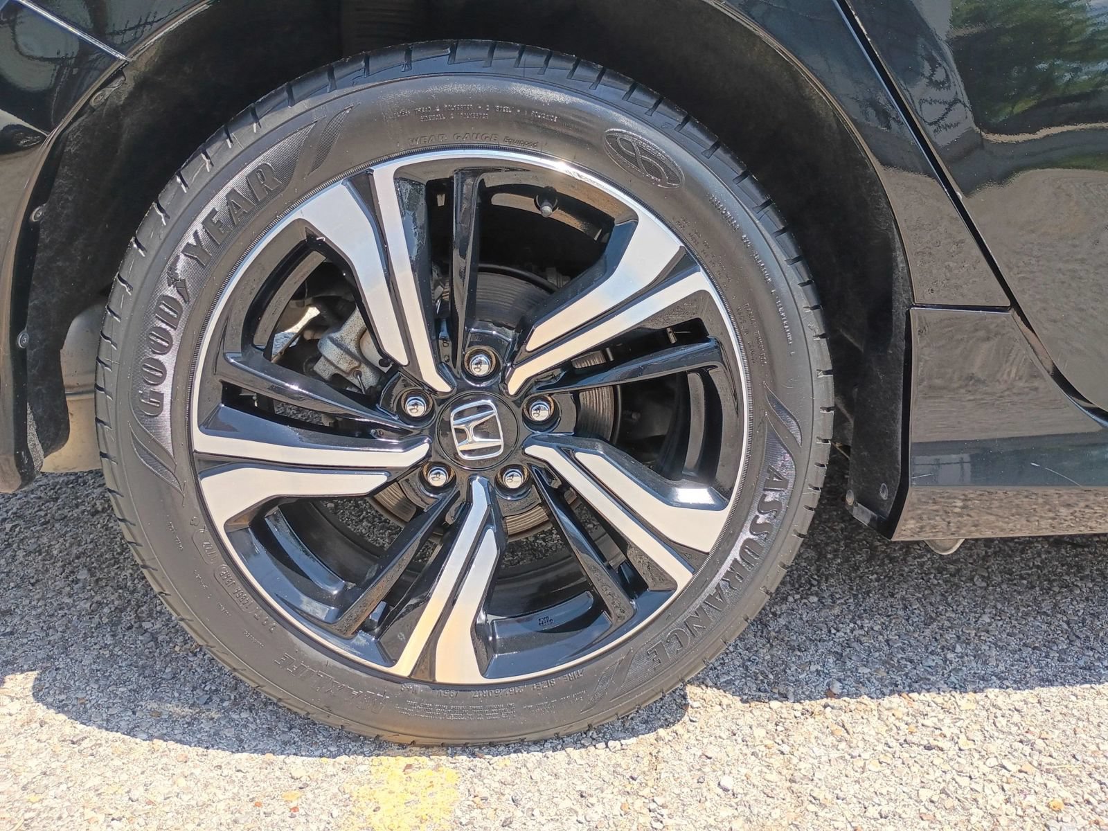 Used 2016 Honda Civic Touring image 24