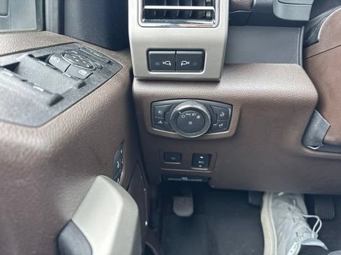Certified 2021 Ford F350 King Ranch w/ King Ranch Ultimate Package AWD/4WD image 21