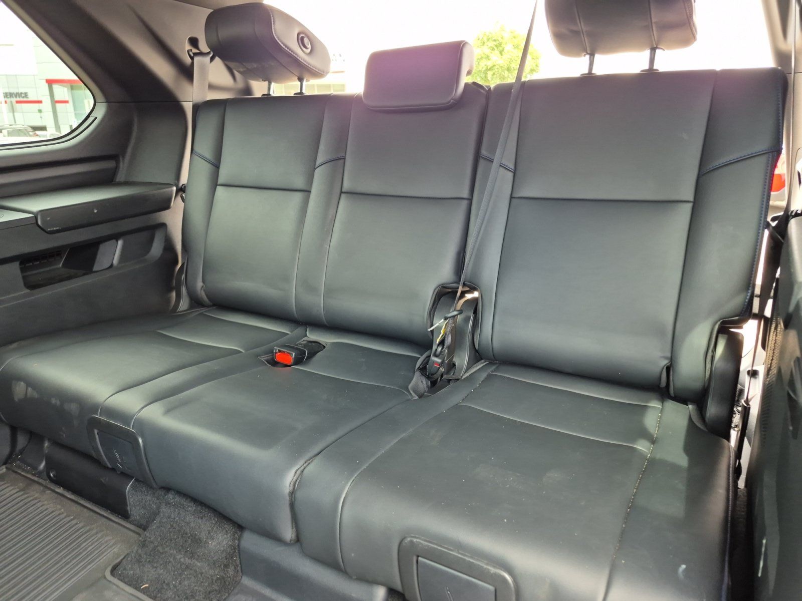 Used 2025 Toyota Sequoia Platinum AWD/4WD image 23