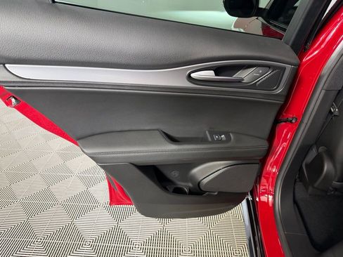 Used 2025 Alfa Romeo Stelvio Sprint w/ Veloce Package image 30