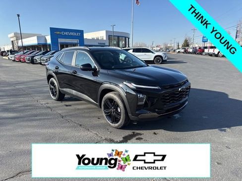 New 2026 Chevrolet Trax ACTIV w/ Driver Confidence Package FWD image 1