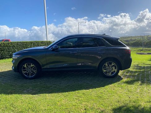 Certified 2022 Genesis GV70 2.5T w/ Advanced Package AWD/4WD image 4