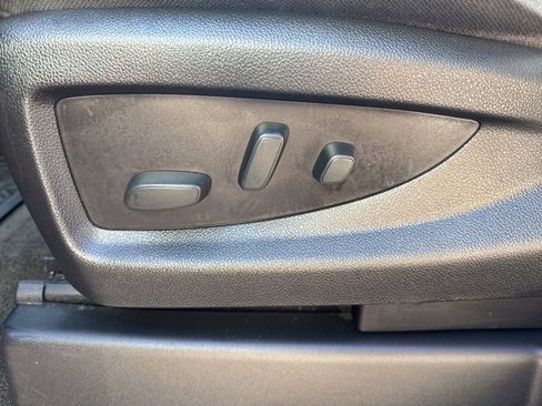 Used 2018 Chevrolet Silverado 1500 LT w/ All Star Edition image 38