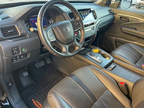 Used 2022 Honda Passport TrailSport image 9