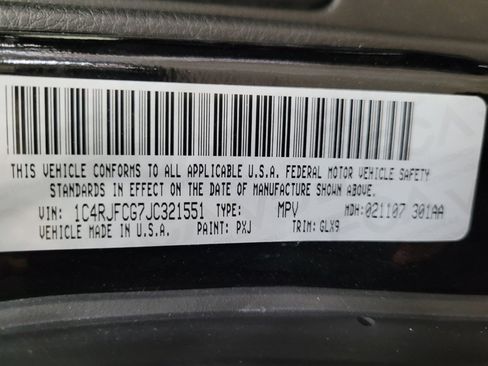Used 2018 Jeep Grand Cherokee Overland AWD/4WD image 33
