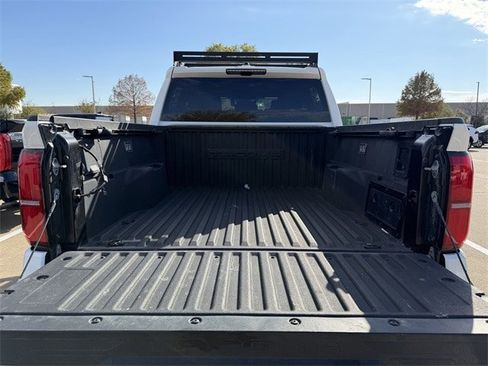 Used 2024 Toyota Tacoma TRD Sport image 30