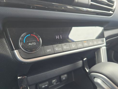 Used 2022 Kia Seltos S image 34