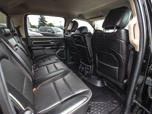 Used 2019 RAM 1500 Laramie AWD/4WD image 31