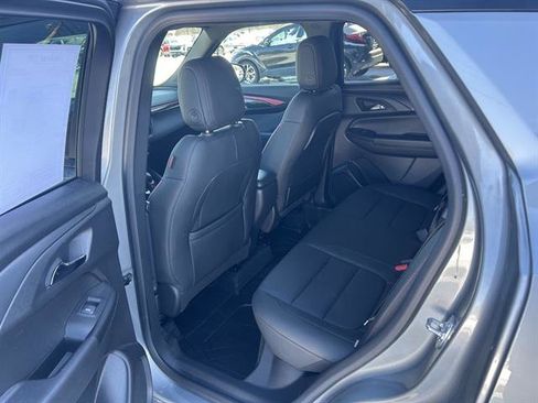 Used 2025 Chevrolet TrailBlazer RS w/ Driver Confidence Package image 30