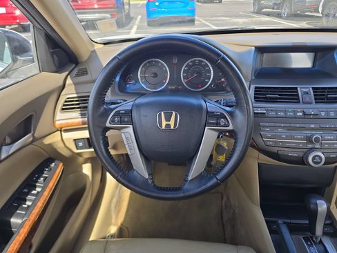 Used 2010 Honda Accord EX-L image 10