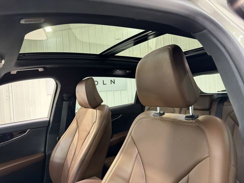 Used 2023 Lincoln Nautilus Reserve w/ Cargo Utility Package image 10