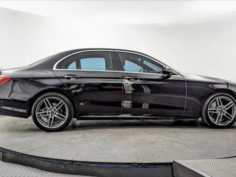 Used 2019 Mercedes-Benz E 300 image 6