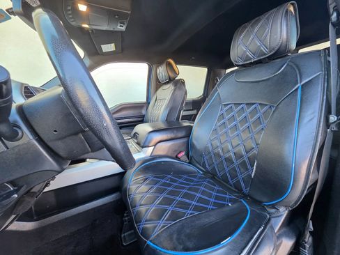 Used 2015 Ford F150 Lariat image 9