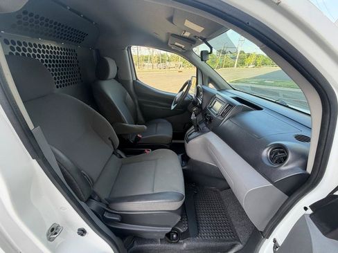 Used 2017 Nissan NV200 SV w/ Technology Package FWD image 14