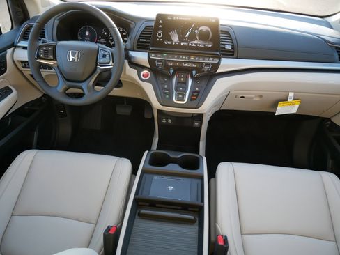 New 2026 Honda Odyssey EX-L image 10