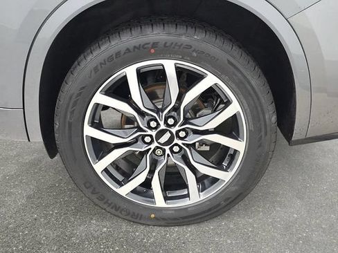 Used 2021 Cadillac XT6 Sport AWD/4WD image 27