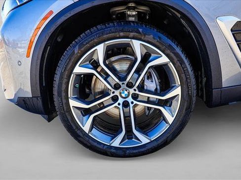 Used 2026 BMW X5 xDrive40i AWD/4WD image 10