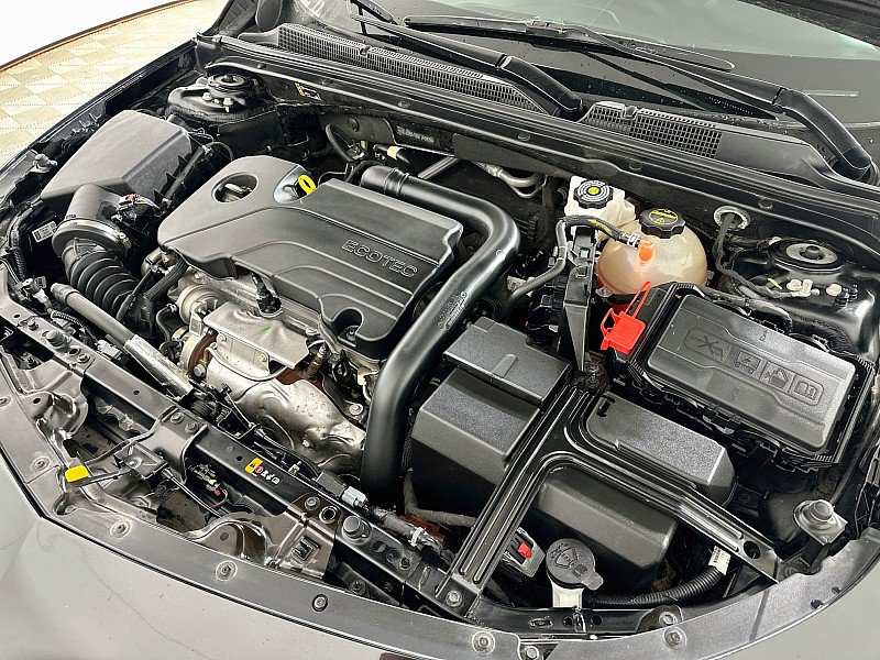 Used 2025 Chevrolet Malibu LT FWD image 29