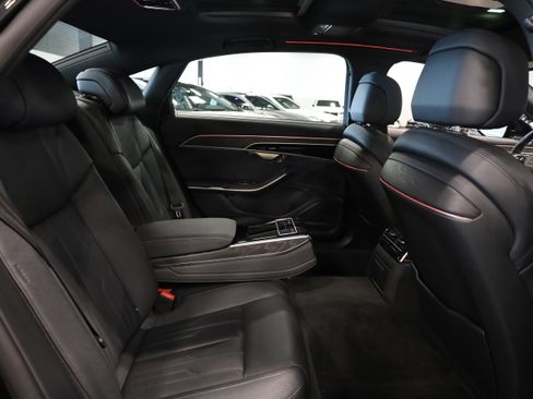 Used 2022 Audi A8 L 3.0T w/ Executive Package image 41