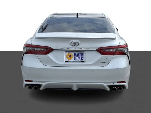 Used 2021 Toyota Camry XSE w/ Navigation Package image 5