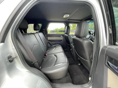 Used 2010 Mercury Mariner Premier AWD/4WD image 28