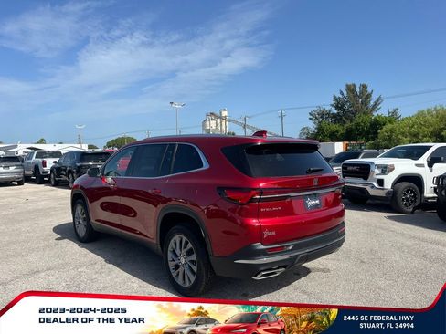 New 2026 Buick Enclave Preferred FWD image 5