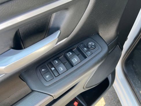 Used 2023 RAM 1500 Big Horn image 26