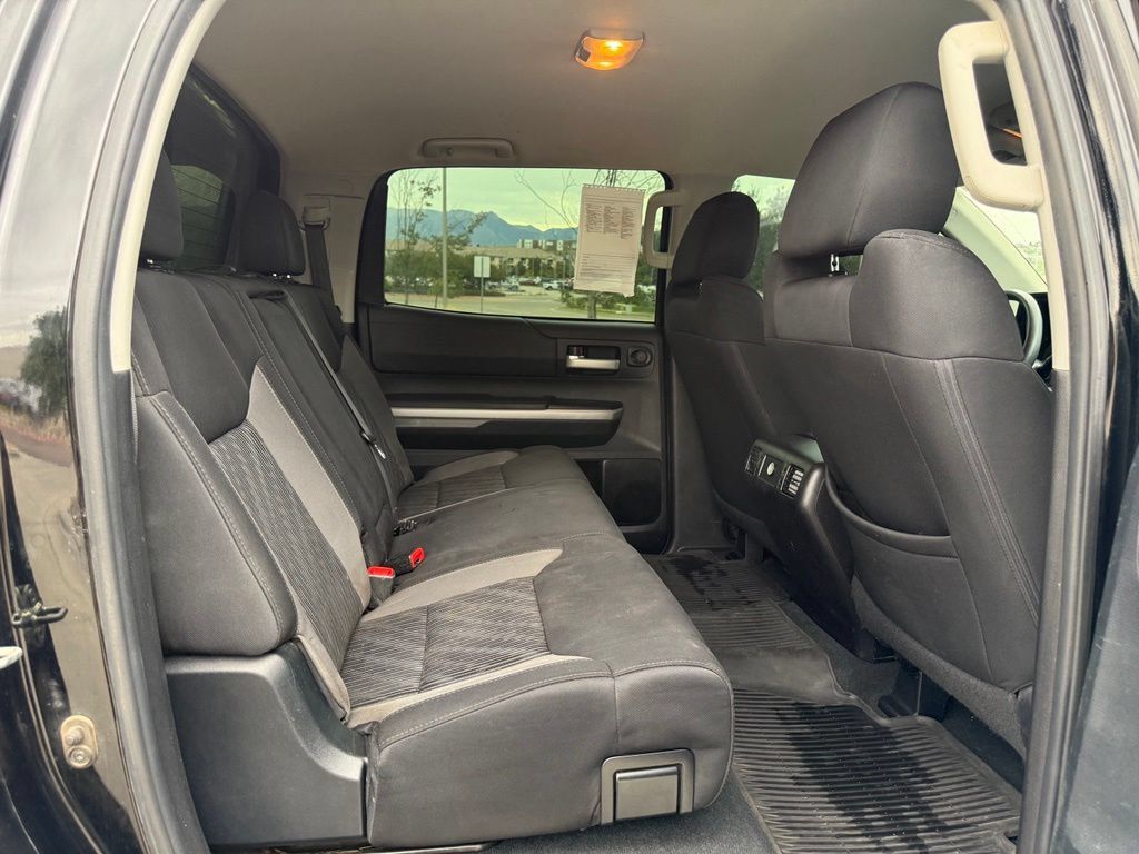 Used 2016 Toyota Tundra SR5 w/ SR5 Upgrade Package AWD/4WD image 28