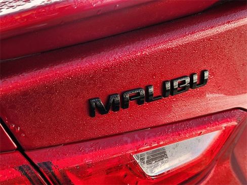 Used 2021 Chevrolet Malibu RS image 9