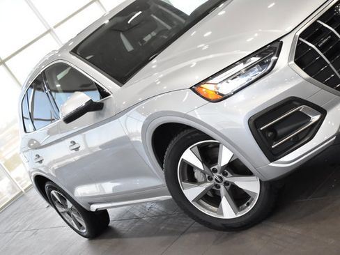 Used 2023 Audi Q5 2.0T Premium Plus w/ Premium Plus Package image 2