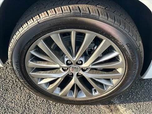 New 2026 Buick Enclave Avenir w/ Super Cruise Package AWD/4WD image 14