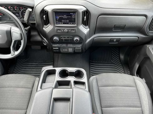 Used 2024 Chevrolet Silverado 1500 Custom w/ Turbomax Blackout Package image 15