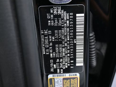 Used 2024 Kia Sportage EX image 16