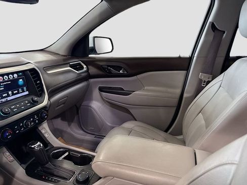 Used 2018 GMC Acadia SLT image 25