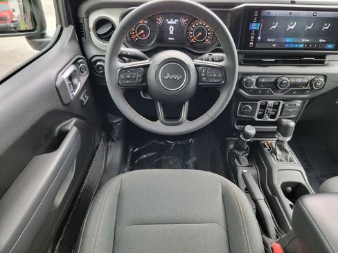 Certified 2024 Jeep Wrangler Unlimited Sport AWD/4WD image 31