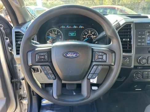 Used 2017 Ford F150 XLT image 13