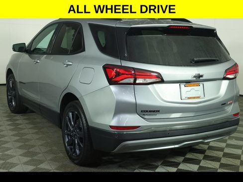 Used 2023 Chevrolet Equinox RS AWD/4WD image 6