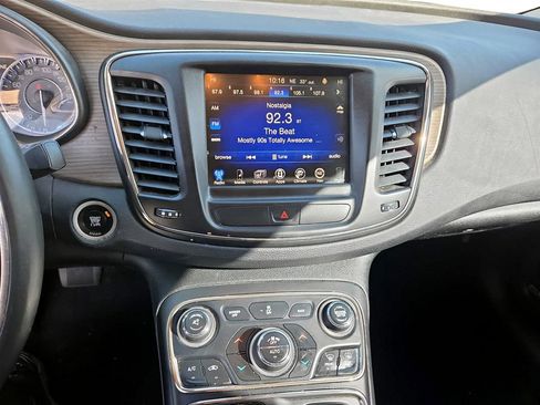 Used 2015 Chrysler 200 C w/ Navigation & Sound Group I image 24