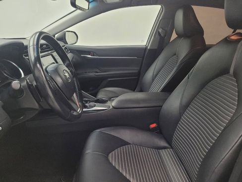 Used 2018 Toyota Camry SE w/ Convenience Package image 17