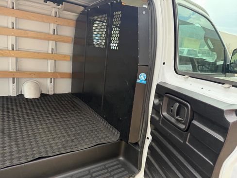 Used 2024 Chevrolet Express 2500 w/ Driver Convenience Package image 16