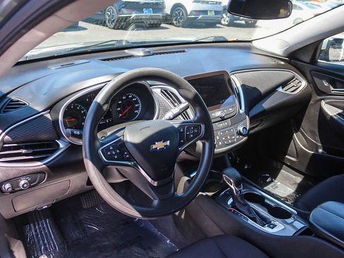 Used 2024 Chevrolet Malibu LT FWD image 22