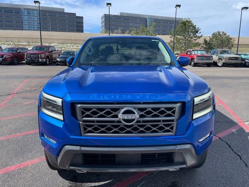Used 2024 Nissan Frontier SL w/ Technology Package AWD/4WD image 2